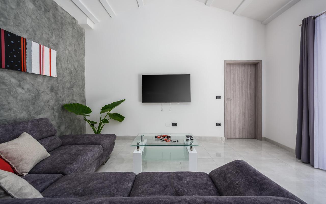 Villa Desapemani Žminj Kültér fotó
